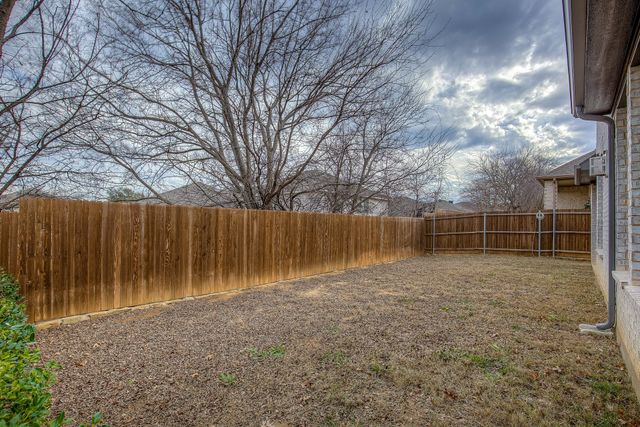 10320 Linger Lane, Fort Worth, TX 76244