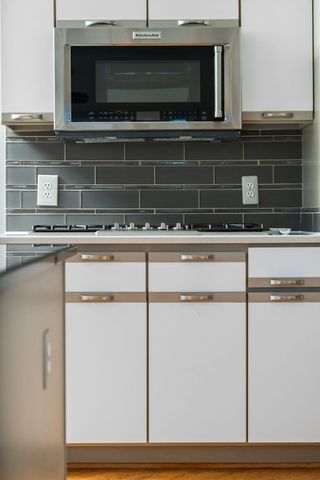 4760 Sawgrass Drive E, Pittsfield Charter Twp, MI 48108