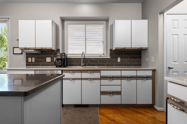 4760 Sawgrass Drive E, Pittsfield Charter Twp, MI 48108