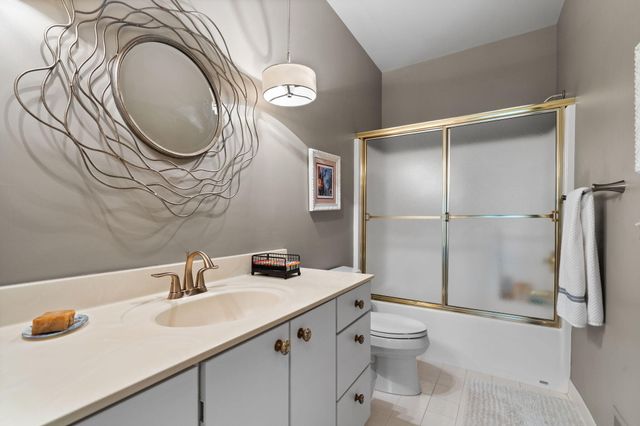 4760 Sawgrass Drive E, Pittsfield Charter Twp, MI 48108