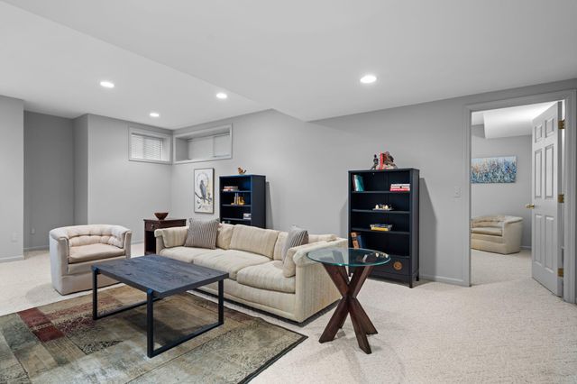 4760 Sawgrass Drive E, Pittsfield Charter Twp, MI 48108