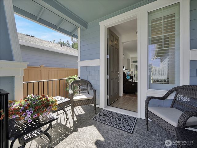 8217 Bainbridge Loop NE, Lacey, WA 98516