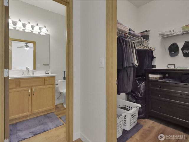 8217 Bainbridge Loop NE, Lacey, WA 98516