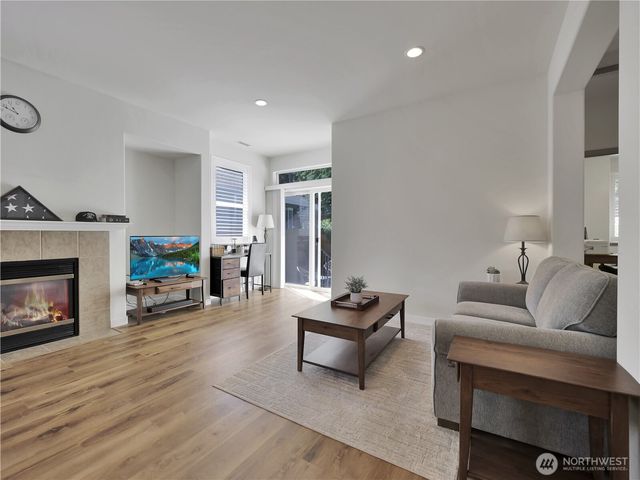 8217 Bainbridge Loop NE, Lacey, WA 98516