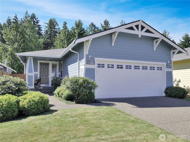 8217 Bainbridge Loop NE, Lacey, WA 98516