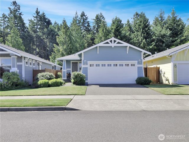 8217 Bainbridge Loop NE, Lacey, WA 98516