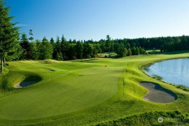 8217 Bainbridge Loop NE, Lacey, WA 98516