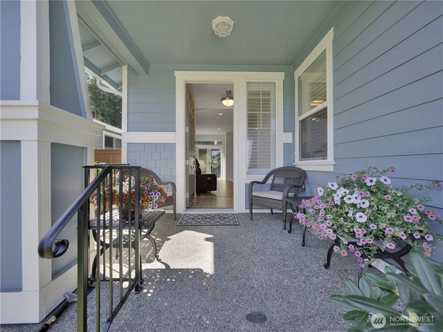 8217 Bainbridge Loop NE, Lacey, WA 98516