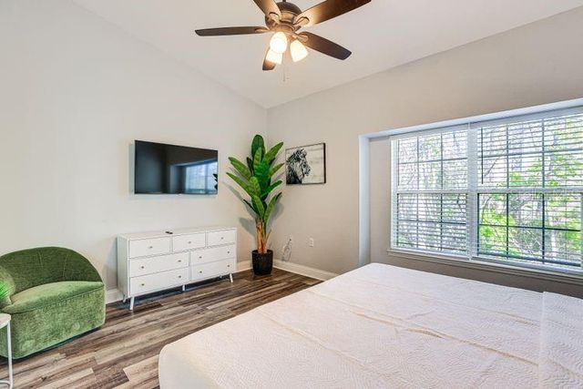 4988 NW 43RD AVENUE 103, Gainesville, FL 32606