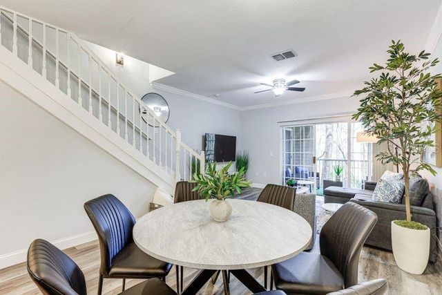 4988 NW 43RD AVENUE 103, Gainesville, FL 32606