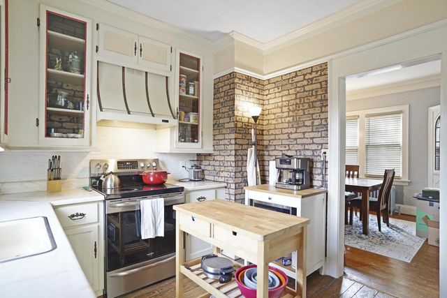 7908 46th AVENUE, Kenosha, WI 53142