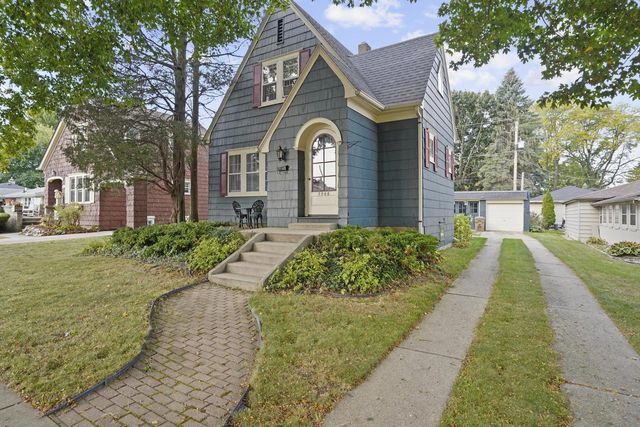 7908 46th AVENUE, Kenosha, WI 53142