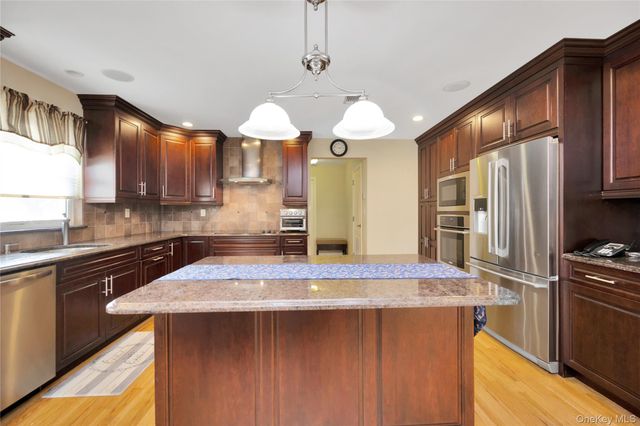 107 James Street, North Massapequa, NY 11758