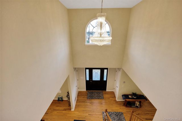 107 James Street, North Massapequa, NY 11758