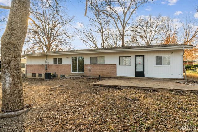 10742 Vorhof Drive, St Louis, MO 63136