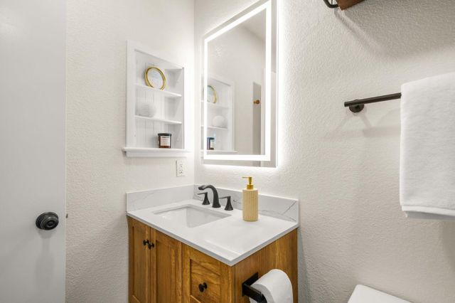 507 Shoal Circle, Redwood Shores, CA 94065