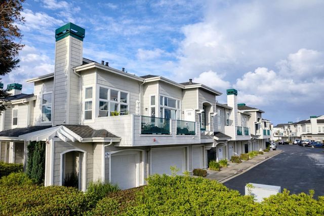 507 Shoal Circle, Redwood Shores, CA 94065