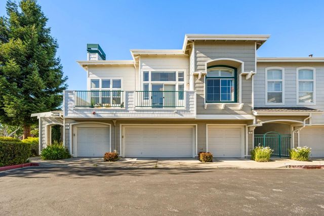 507 Shoal Circle, Redwood Shores, CA 94065