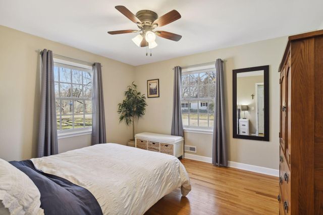 4047 Louisiana Avenue N, New Hope, MN 55427