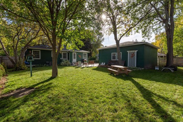4047 Louisiana Avenue N, New Hope, MN 55427
