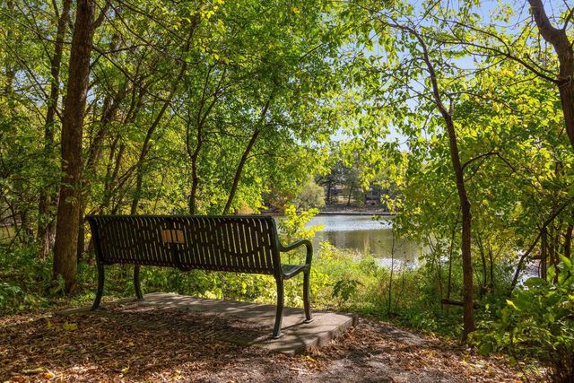 4047 Louisiana Avenue N, New Hope, MN 55427