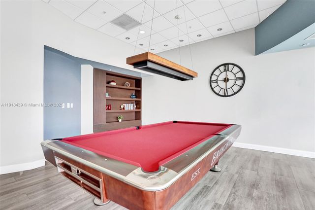 300 S Biscayne Blvd L-1206, Miami, FL 33131