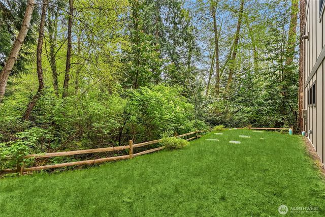 10003 Manitou Beach Drive NE, Bainbridge Island, WA 98110