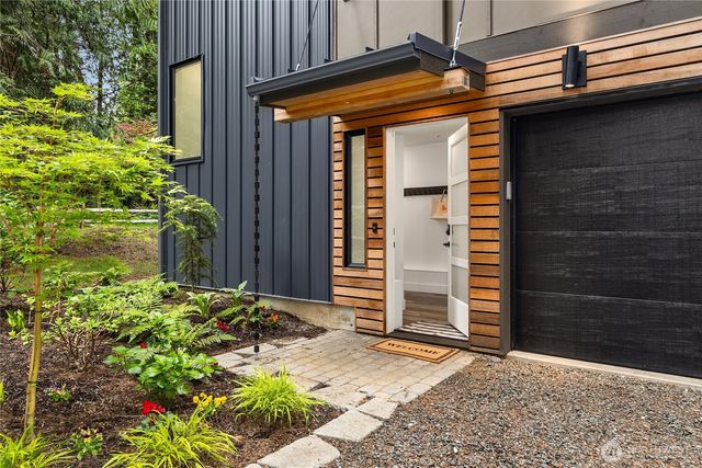 10003 Manitou Beach Drive NE, Bainbridge Island, WA 98110