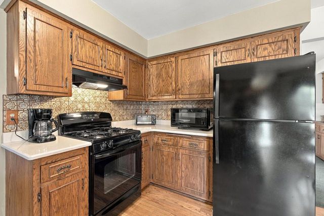 W174N9847 Wendy LANE, Germantown, WI 53022
