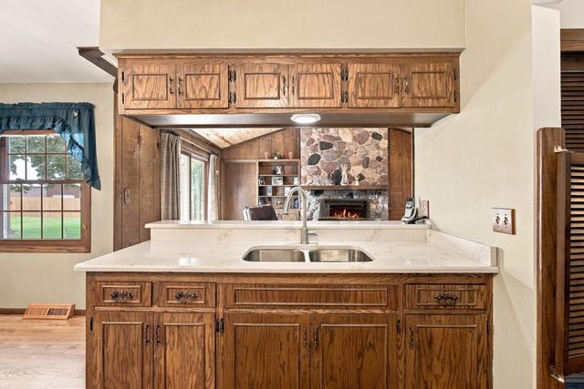 W174N9847 Wendy LANE, Germantown, WI 53022