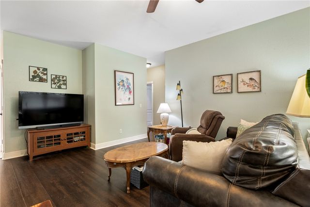 3803 SE 5th Street, Bentonville, AR 72712