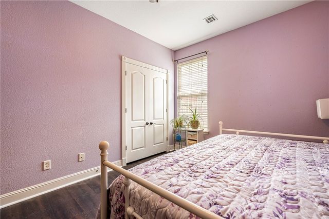 3803 SE 5th Street, Bentonville, AR 72712