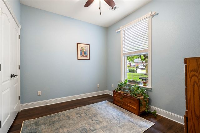 3803 SE 5th Street, Bentonville, AR 72712