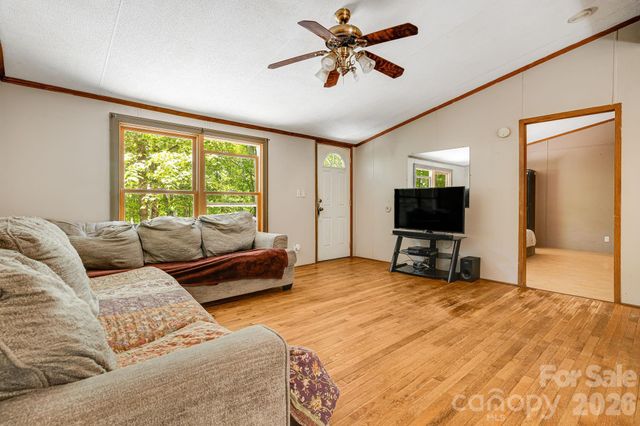 94 Long Ridge Road, Candler, NC 28715