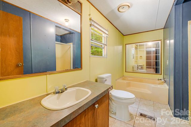 94 Long Ridge Road, Candler, NC 28715
