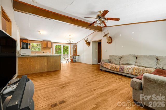 94 Long Ridge Road, Candler, NC 28715