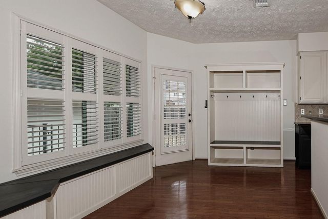 26 Gate Hill Drive, The Woodlands, TX 77381
