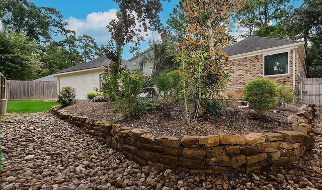 26 Gate Hill Drive, The Woodlands, TX 77381