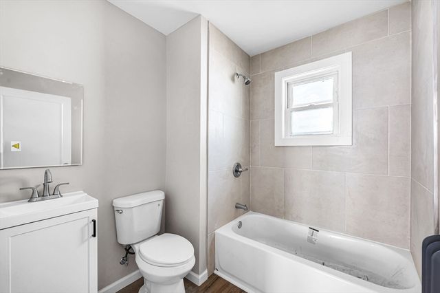 12-14 Carver St, Springfield, MA 01108