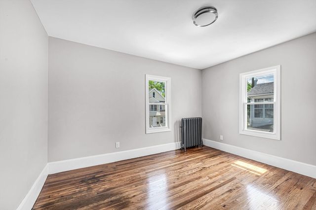 12-14 Carver St, Springfield, MA 01108