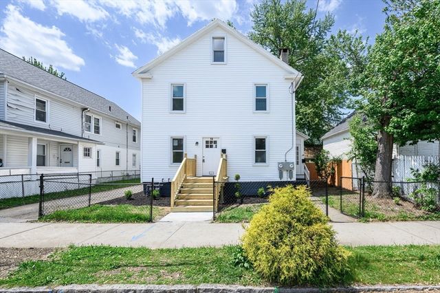 12-14 Carver St, Springfield, MA 01108