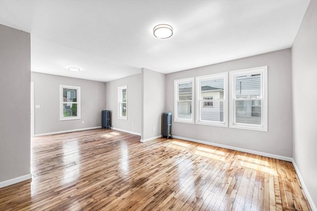 12-14 Carver St, Springfield, MA 01108