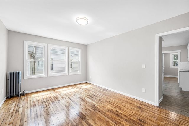 12-14 Carver St, Springfield, MA 01108