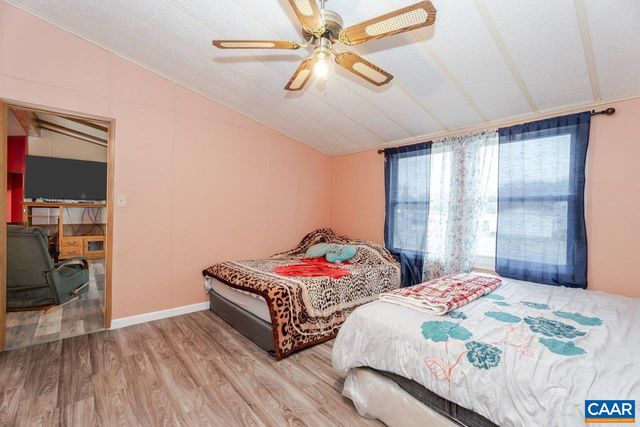 608 5TH ST, Grottoes, VA 24441