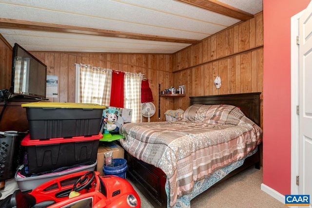 608 5TH ST, Grottoes, VA 24441