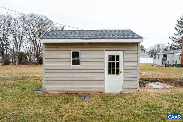 608 5TH ST, Grottoes, VA 24441