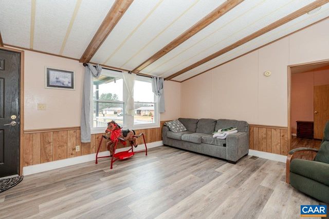 608 5TH ST, Grottoes, VA 24441