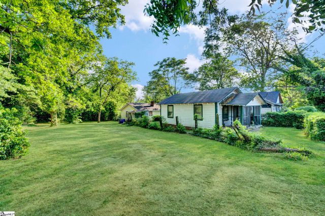 7 Dobbs Street, Greenville, SC 29605