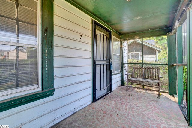 7 Dobbs Street, Greenville, SC 29605