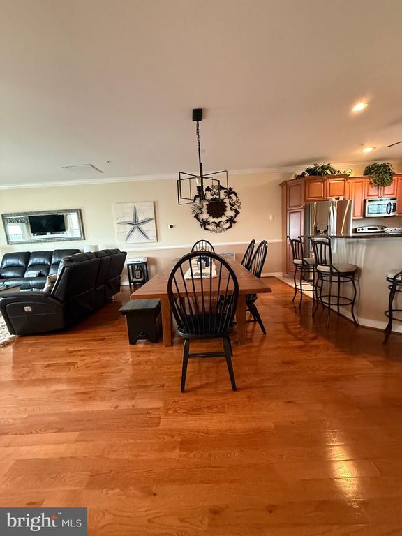 Image 16 of property listing at 9823 GOLF COURSE RD #20, Ocean City, MD 21842